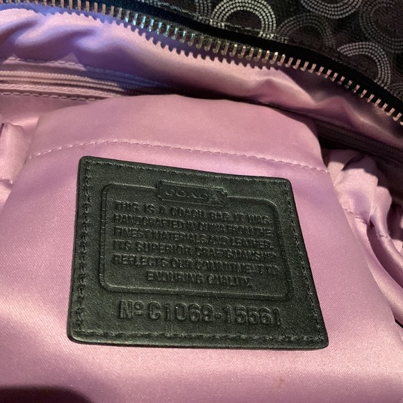 XL COACH leather logo handbag full of  pockets inside and out. LIKE BRAND NEW! - Picture 5 of 15